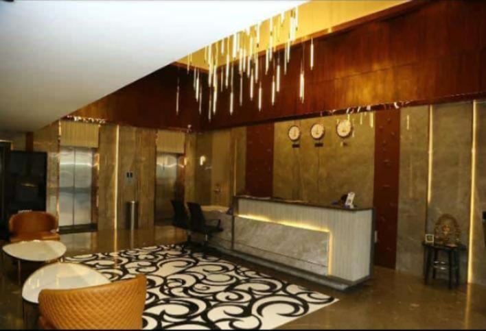 Blossom Rooms Hotel Vashishtha - Free Lunch Or Dinner- Free Breakfast Haiderabad Buitenkant foto